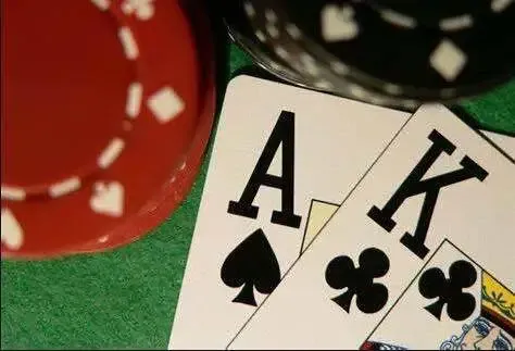 德学院-最专业的华人德州扑克学习与策略分享社区